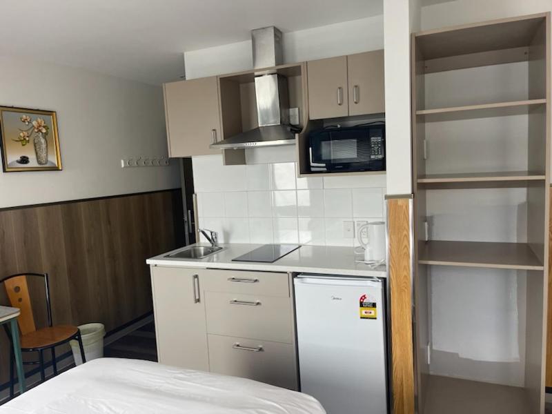 Conway Motel Manukau Окленд Экстерьер фото